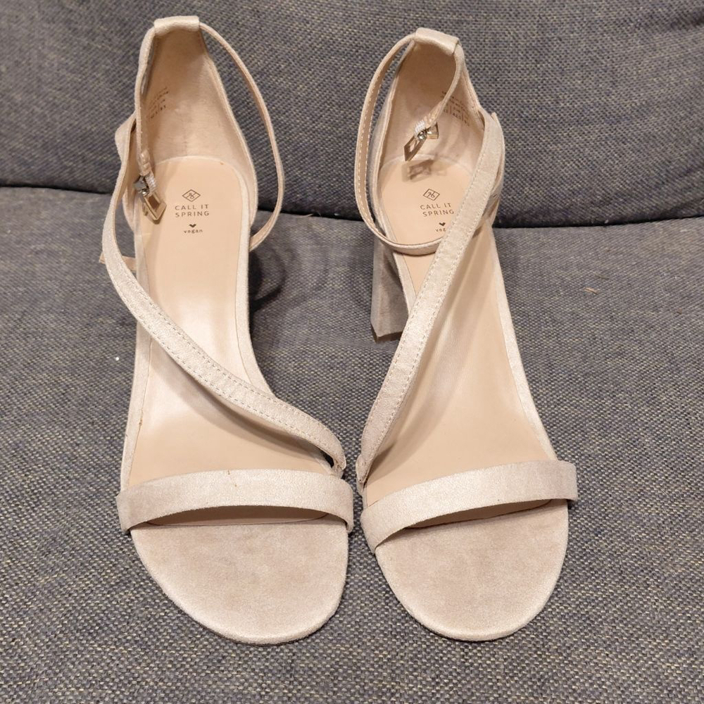 Women's Call It Spring Beige Block Heel Sandals Size 11